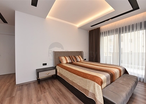 شقة عائلية واسعة - تصميم 5 غرف وصالة - في مركز مدينة الانيا 