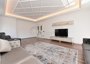 شقة عائلية واسعة - تصميم 5 غرف وصالة - في مركز مدينة الانيا 