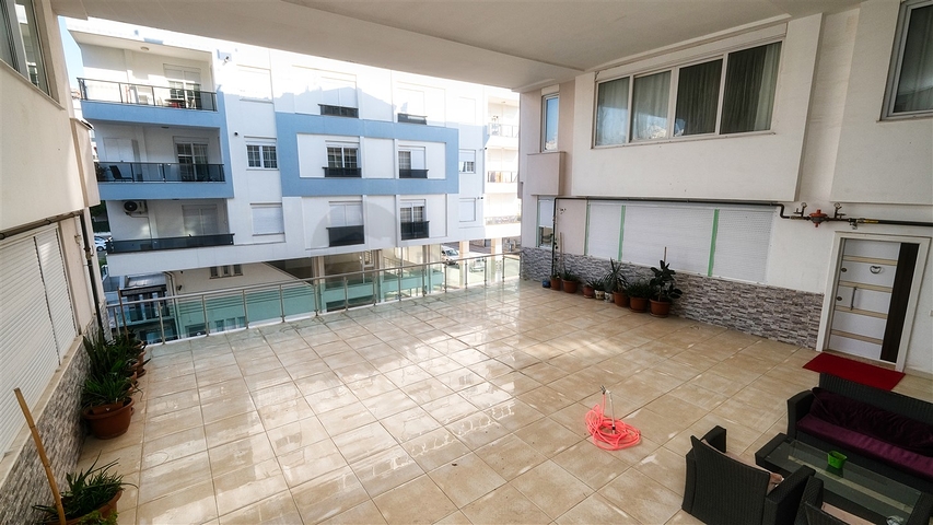 شقق 2 + 1 و 4 + 1 في وسط أنطاليا