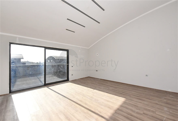 بالاقساط - شقق ضمن مجمع فاخر - في اوبا / الانيا 