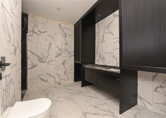 بالاقساط - شقق ضمن مجمع فاخر - في اوبا / الانيا 