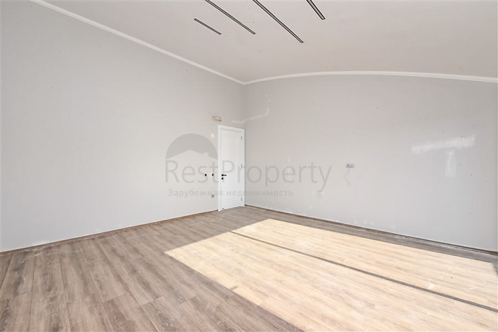 بالاقساط - شقق ضمن مجمع فاخر - في اوبا / الانيا 