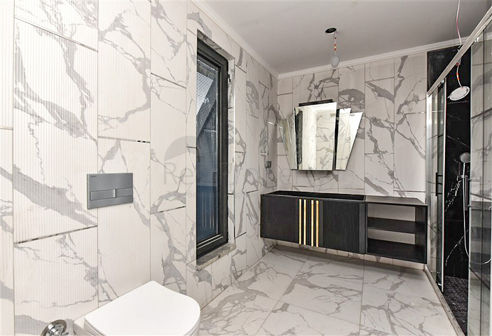 بالاقساط - شقق ضمن مجمع فاخر - في اوبا / الانيا 