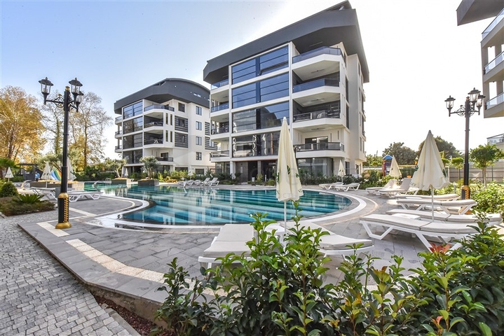 بالاقساط - شقق ضمن مجمع فاخر - في اوبا / الانيا 