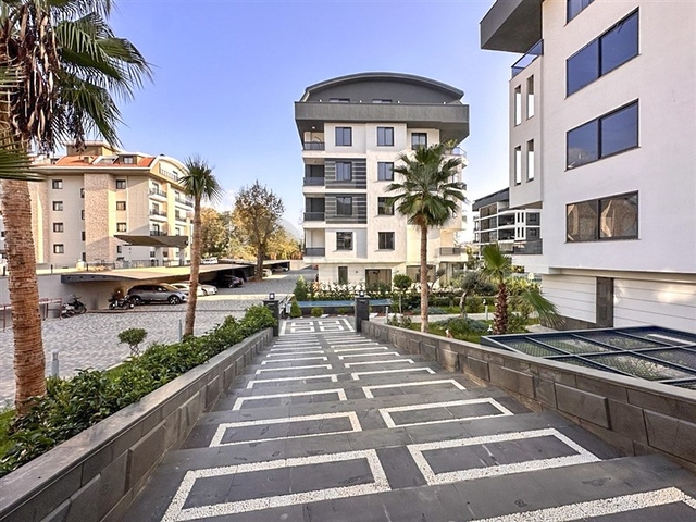 بالاقساط - شقق ضمن مجمع فاخر - في اوبا / الانيا 