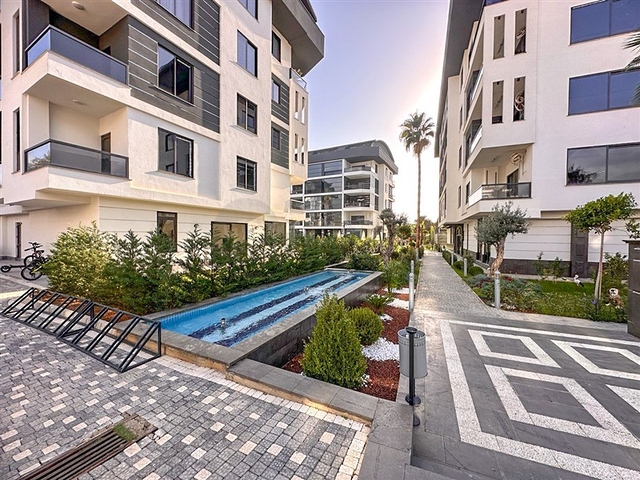 بالاقساط - شقق ضمن مجمع فاخر - في اوبا / الانيا 