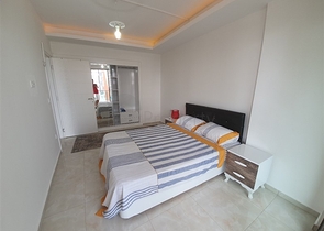 مجمع يضم كافة الخدمات - شقة غرفة وصالة -مؤثثة - في مهموتلار /الانيا 