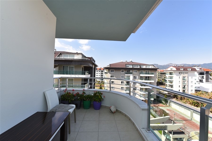 مجمع اول صف على البحر - دوبلكس 4 غرف وصالة -مفروشة -مجمع فاخر - في كاستل / الانيا 