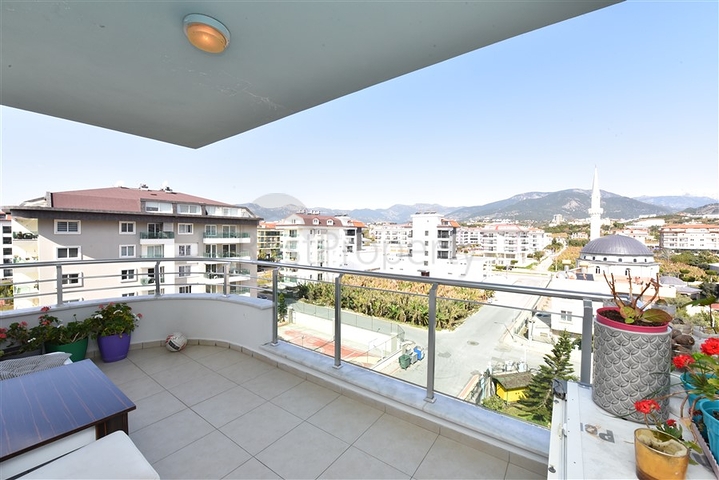 مجمع اول صف على البحر - دوبلكس 4 غرف وصالة -مفروشة -مجمع فاخر - في كاستل / الانيا 