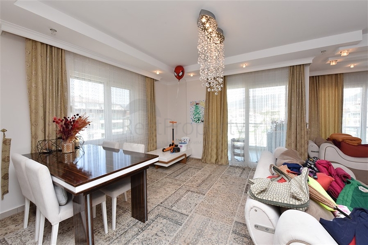 مجمع اول صف على البحر - دوبلكس 4 غرف وصالة -مفروشة -مجمع فاخر - في كاستل / الانيا 