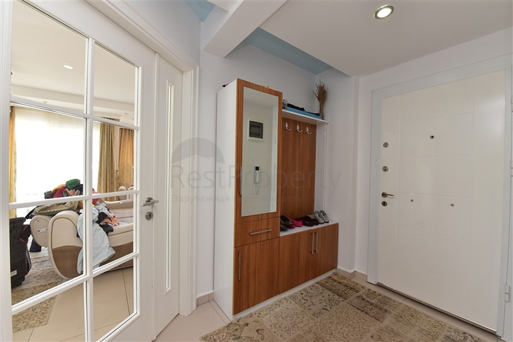 مجمع اول صف على البحر - دوبلكس 4 غرف وصالة -مفروشة -مجمع فاخر - في كاستل / الانيا 