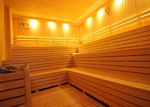 مجمع اول صف على البحر - دوبلكس 4 غرف وصالة -مفروشة -مجمع فاخر - في كاستل / الانيا 