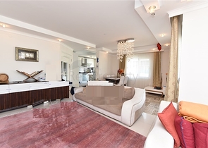 مجمع اول صف على البحر - دوبلكس 4 غرف وصالة -مفروشة -مجمع فاخر - في كاستل / الانيا 