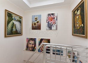 مجمع اول صف على البحر - دوبلكس 4 غرف وصالة -مفروشة -مجمع فاخر - في كاستل / الانيا 