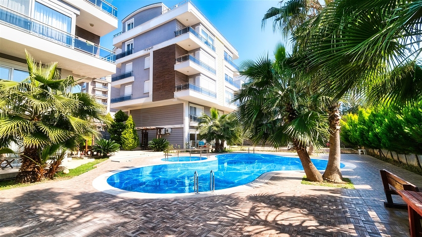 شقة 2 + 1 مع أثاث في جيورسو كونيالتي