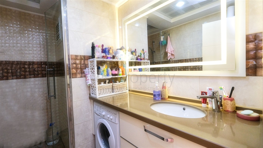 شقة 2 + 1 مع أثاث في جيورسو كونيالتي