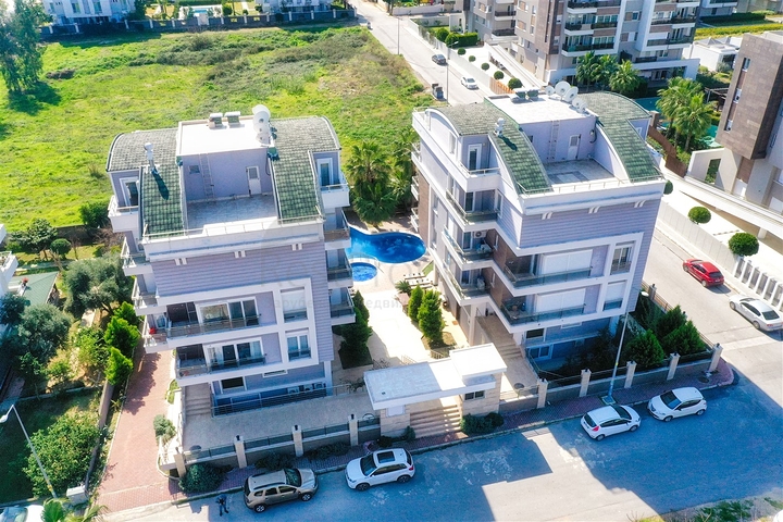 شقة 2 + 1 مع أثاث في جيورسو كونيالتي