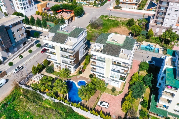 شقة 2 + 1 مع أثاث في جيورسو كونيالتي