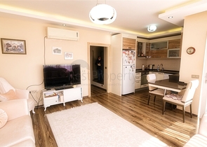 شقة 2 + 1 مع أثاث في جيورسو كونيالتي