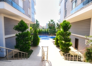 شقة 2 + 1 مع أثاث في جيورسو كونيالتي