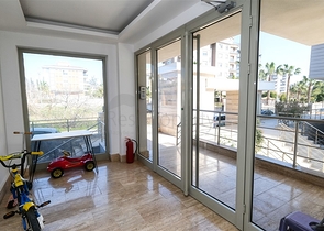 شقة 2 + 1 مع أثاث في جيورسو كونيالتي