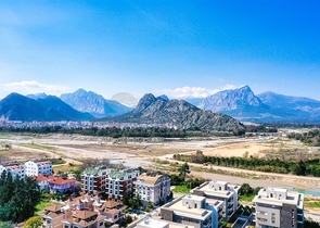 شقة 2 + 1 مع أثاث في جيورسو كونيالتي