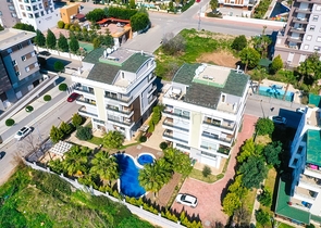 شقة 2 + 1 مع أثاث في جيورسو كونيالتي