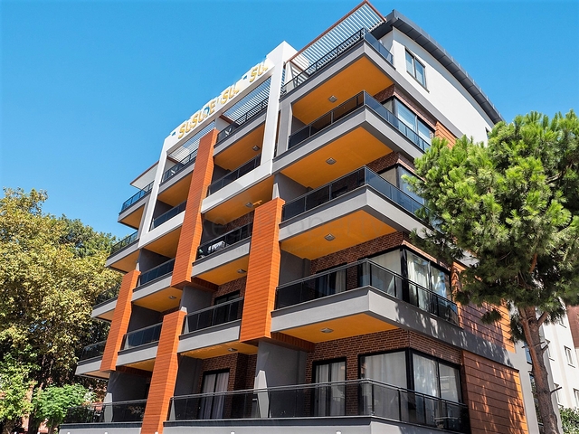 في مركز المدينة -شقة غرفة وصالة - مجمع سكني حديث - الانيا 