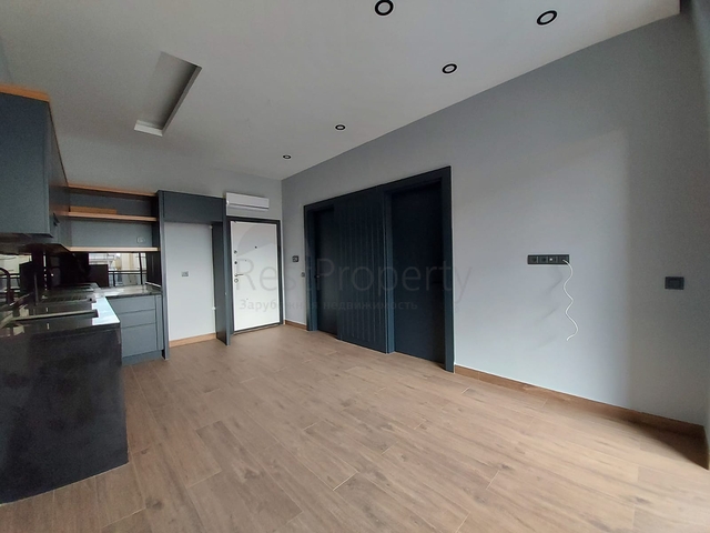 في مركز المدينة -شقة غرفة وصالة - مجمع سكني حديث - الانيا 