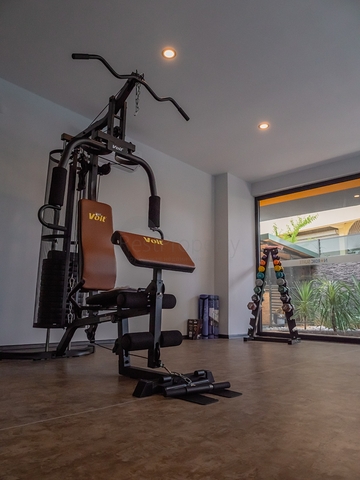 في مركز المدينة -شقة غرفة وصالة - مجمع سكني حديث - الانيا 