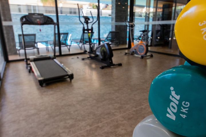 في مركز المدينة -شقة غرفة وصالة - مجمع سكني حديث - الانيا 