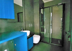 في مركز المدينة -شقة غرفة وصالة - مجمع سكني حديث - الانيا 