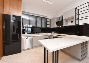 على البحر مباشرة - نظام فندقي - شقة 1+1 - في كارجي جاك / الانيا 