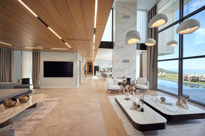 مجمع فلل فاخرة -تصميم عصري حديث -4 غرف وصالة -اطلالة بحر - في كارجي جاك /الانيا 