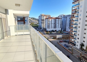 شقة غرفة وصالة - مفروشة -ضمن مجمع سكني حديث - في مهموتلار / الانيا 