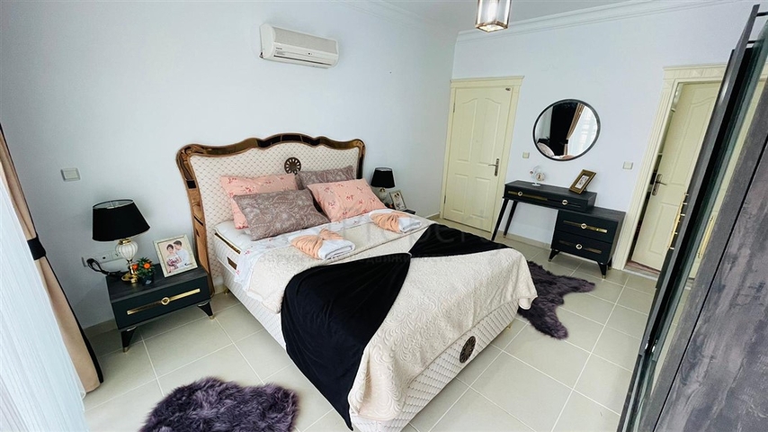 موقع استراتيجي قريب من البحر والخدمات - شقة 2 غرفة وصالة -مفروشة -مهموتلار / الانيا 