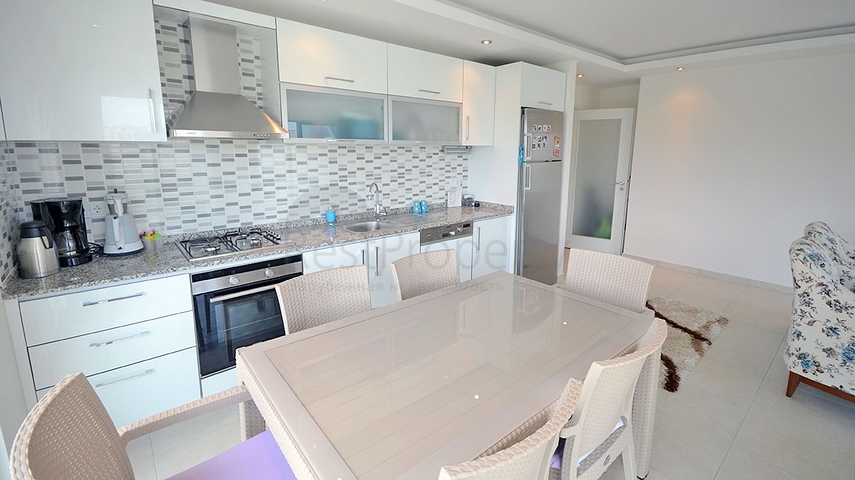 ضمن مجمع 5 نجوم - شقة 2 غرفة وصالة - في افسلار / الانيا 