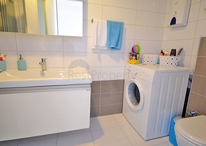 ضمن مجمع 5 نجوم - شقة 2 غرفة وصالة - في افسلار / الانيا 