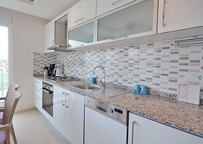 ضمن مجمع 5 نجوم - شقة 2 غرفة وصالة - في افسلار / الانيا 