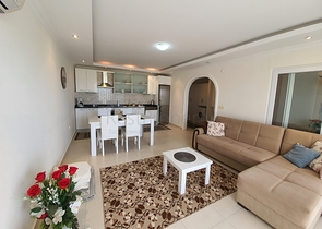 ضمن مجمع يضم كافة الخدمات - شقة 1+1 - في افسلار / الانيا 