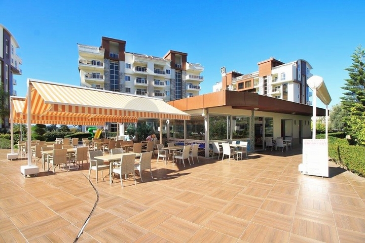 اطلالة على المسبح -شقة 2 غرفة وصالة -ضمن مجمع حديث - في افسلار / الانيا 