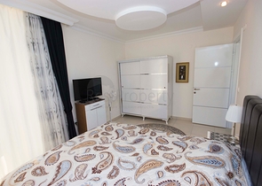 اطلالة على المسبح -شقة 2 غرفة وصالة -ضمن مجمع حديث - في افسلار / الانيا 