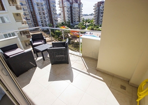 اطلالة على المسبح -شقة 2 غرفة وصالة -ضمن مجمع حديث - في افسلار / الانيا 