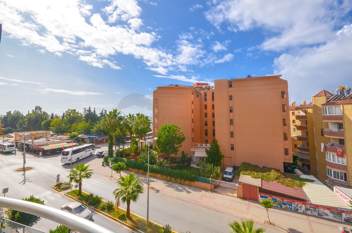 على شارع بارباروس الحيوي - شقة 2 غرفة وصالة - مفروشة - في مهموتلار / الانيا 