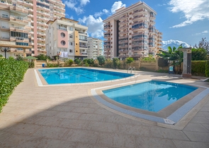 على شارع بارباروس الحيوي - شقة 2 غرفة وصالة - مفروشة - في مهموتلار / الانيا 