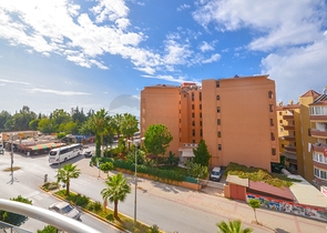 على شارع بارباروس الحيوي - شقة 2 غرفة وصالة - مفروشة - في مهموتلار / الانيا 