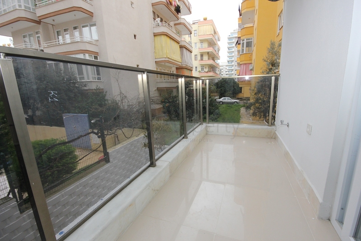 بسعر مناسب - شقة جديدة - تصميم 1+2 - في موقع ممتاز - مهموتلار / الانيا 