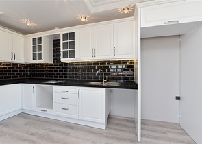 دوبلكس 4 غرف وصالة - محدثة - في مركز الانيا 