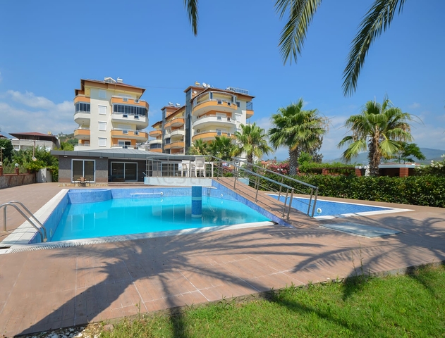 اول صف على البحر -منطقة هادئة -سعر مناسب -شقة 2 غرفة وصالة -ديمرتاش / الانيا 