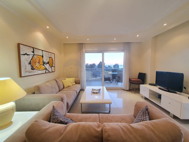 اول صف على البحر -منطقة هادئة -سعر مناسب -شقة 2 غرفة وصالة -ديمرتاش / الانيا 